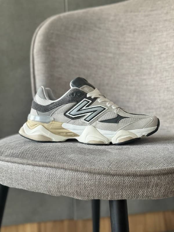 Кросівки жіночі демісезонні